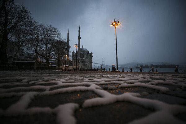 نقاط برفپوش جهان/ترکیه استانبول.
 - اسپوتنیک افغانستان  