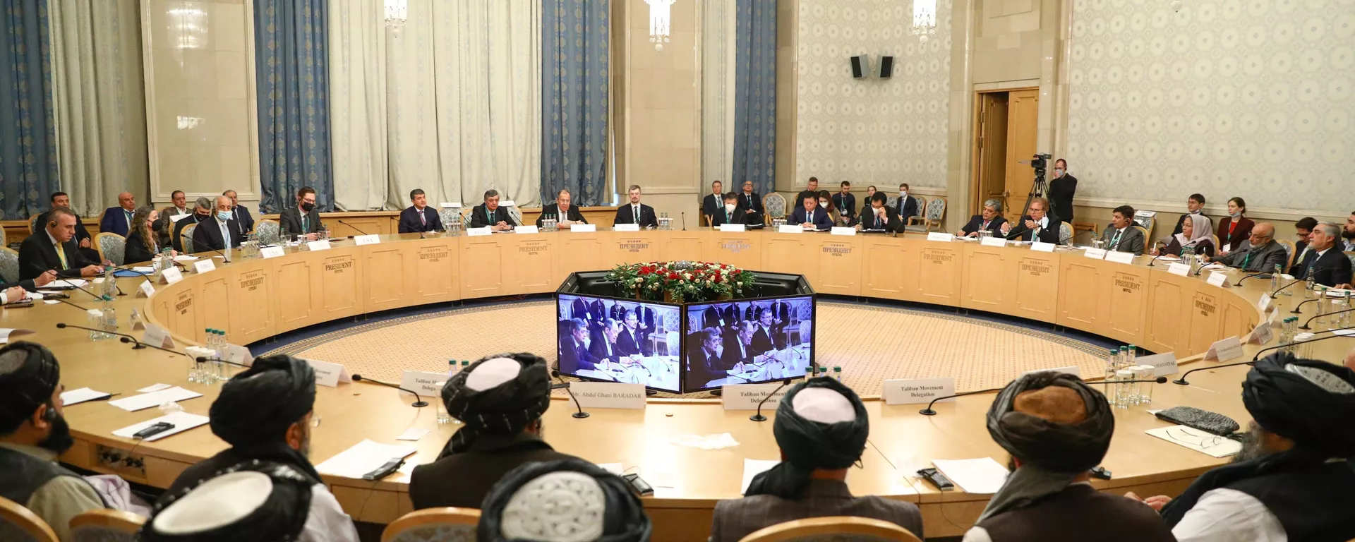 تاکید روسیه روی روند صلح به رهبری افغان‌ها؛ سیاست‌گران افغان طرح خلیل‌زاد قابل اجرا نیست - اسپوتنیک افغانستان  , 1920, 19.03.2021