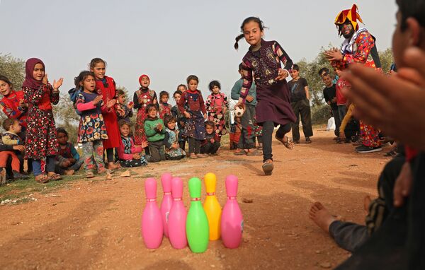 بازی کودک ها در سوریه. - اسپوتنیک افغانستان  