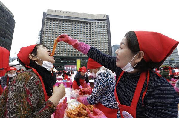 جشنواره کیمچی خوراک تخمیر شده سنتی کوریای جنوبی در سئول - اسپوتنیک افغانستان  
