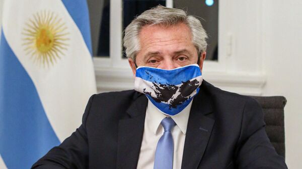 Президент Аргентины Альберто Фернандес в маске - اسپوتنیک افغانستان  