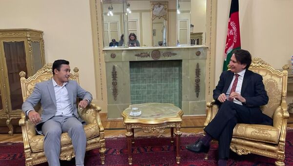 سفیر افغانستان در مسکو پیروزی حسین بخش صفری را تبریک گفت - اسپوتنیک افغانستان  