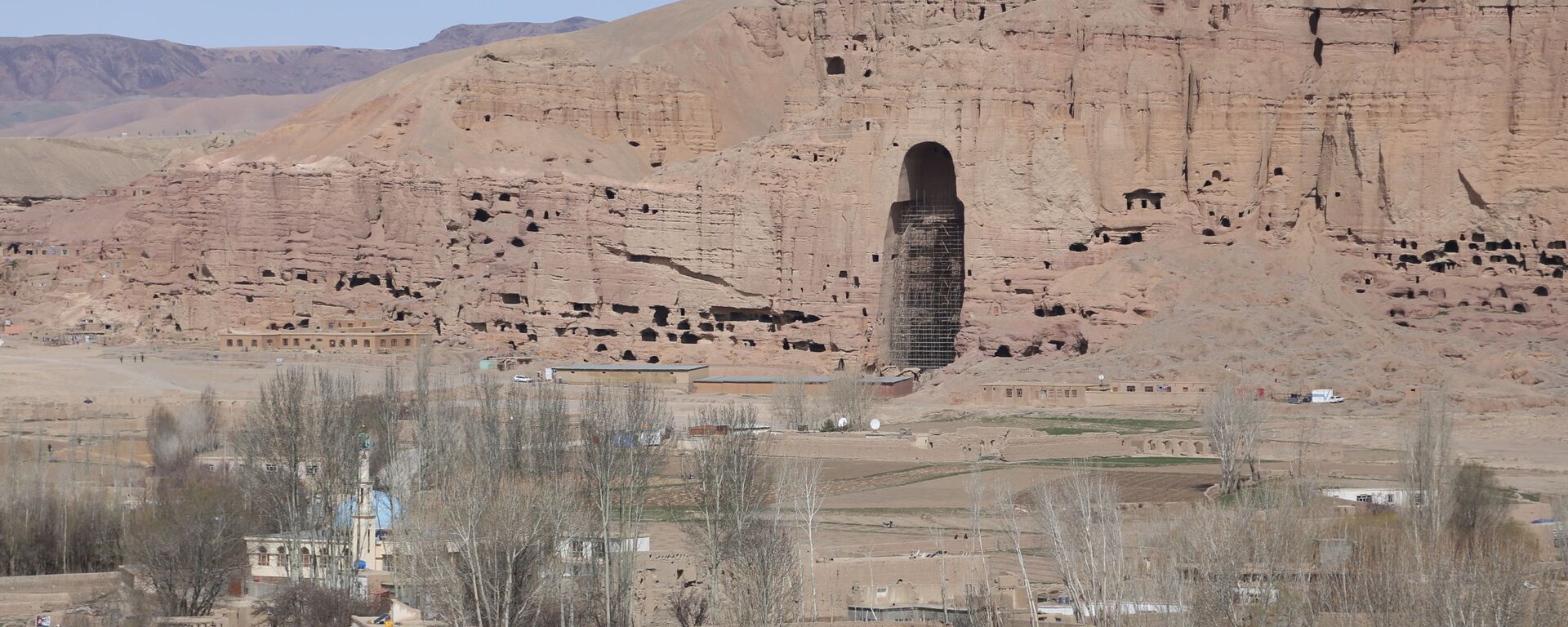 «صلصال» و «شمامه» تندیس‌های بامیان و برگرفته از فرهنگ و آیین بودایی در افغانستان بودند که توسط طالبان با خاک یکسان شد. - اسپوتنیک افغانستان  , 1920, 24.12.2022
