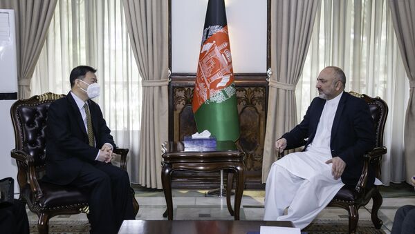 صلح افغانستان؛ اتمر با سفیر چین در کابل دیدار کرد - اسپوتنیک افغانستان  