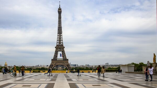 Площадь Трокадеро и Эйфелева башня в Париже - اسپوتنیک افغانستان  
