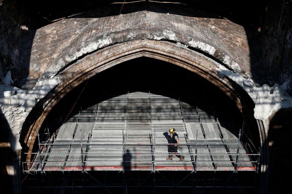 بازسازی کلیسای نوتردام پاریس پس از آتش سوزی مهیب - اسپوتنیک افغانستان  