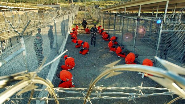 Заключенные в лагере X-Ray, находящемся внутри тюрьмы Гуантанамо на Кубе - اسپوتنیک افغانستان  