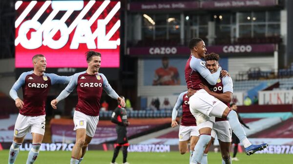 Aston Villa's Ollie Watkins celebrates scoring their fourth goal and completing his hat-trick with Ezri Konsa and teammates - اسپوتنیک افغانستان  