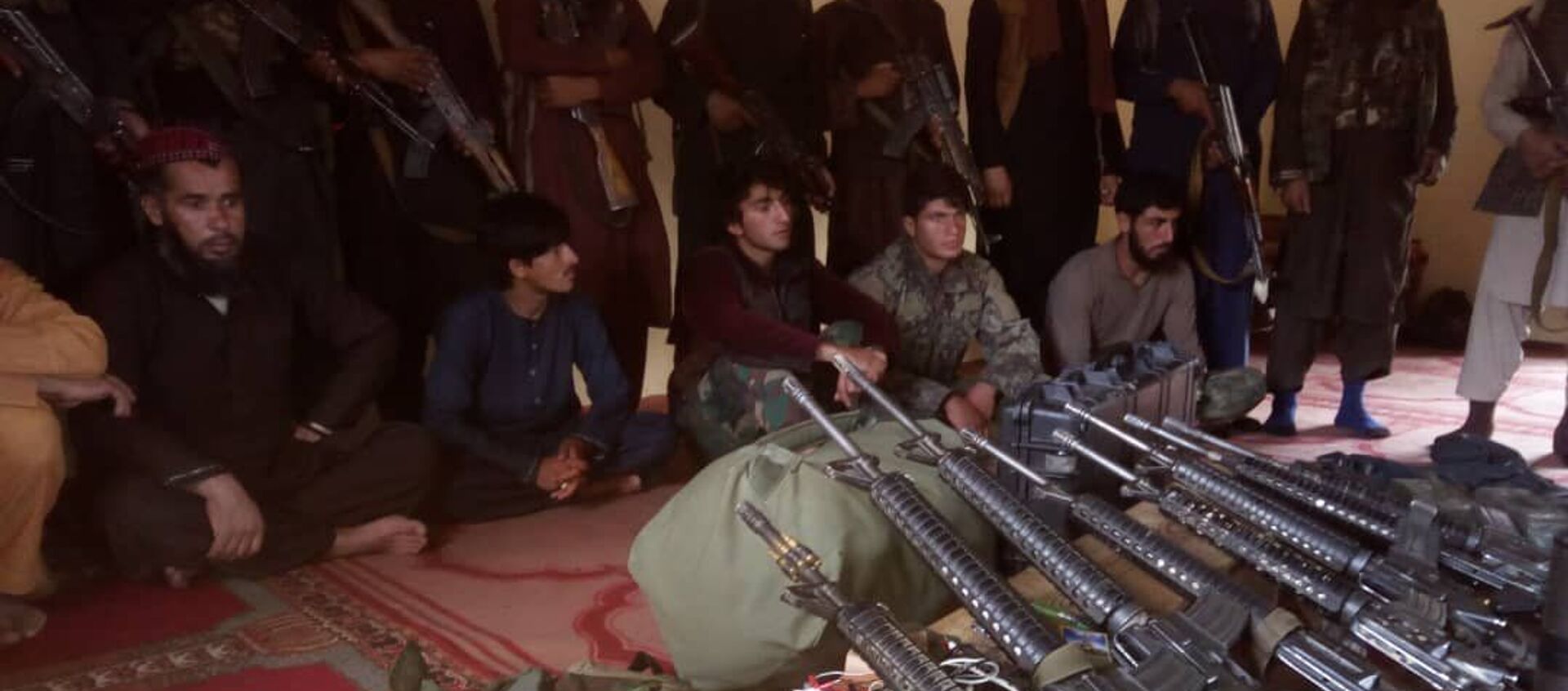 طالبان: 14 نیروی دولتی را در لغمان دستگیر کردیم  - اسپوتنیک افغانستان  , 1920, 07.05.2021
