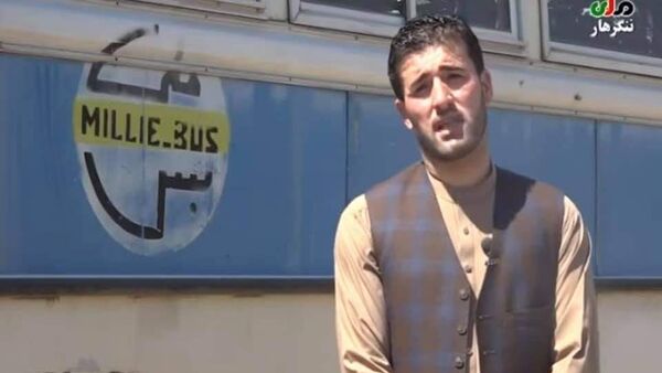 در ننگرهار یک شخص 5 ملی بس را از بودجه شخصی اش ترمیم کرد - اسپوتنیک افغانستان  