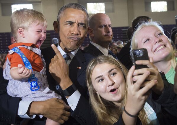دیدار های خنده دار سیاستمداران و کودکان/سیاست مدار بارک اوباما - اسپوتنیک افغانستان  