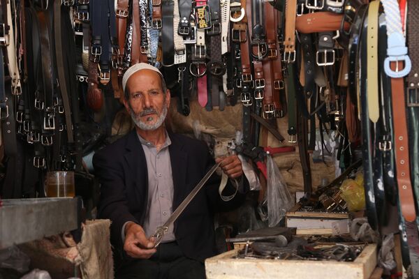 یکی از دوکانداران سرای چنداول - اسپوتنیک افغانستان  