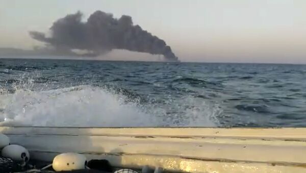 بروز حادثه برای یک کشتی در سواحل امارات - اسپوتنیک افغانستان  