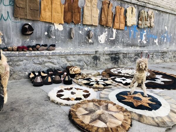 صنایع دستی (پشم) در جاده‌های کابل - اسپوتنیک افغانستان  