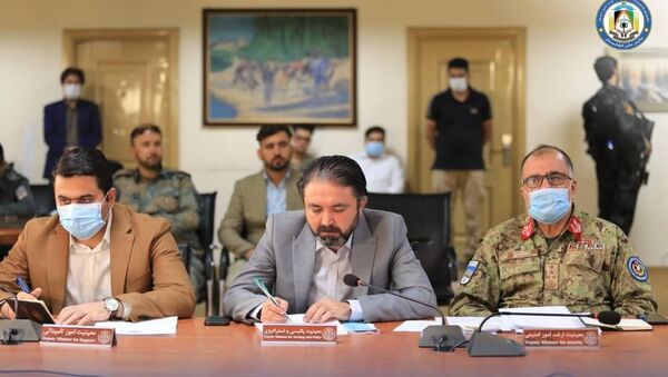 معین وزارت داخله: به کسانی که در برابر طالبان بجنگند، سلاح و مهمات توزیع می‌کنیم - اسپوتنیک افغانستان  