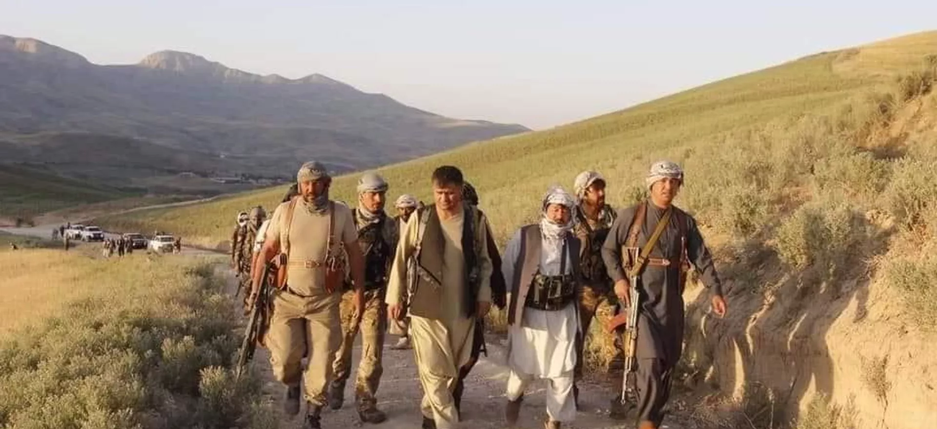 سید ظاهر مسرور نماینده بلخ در مجلس نمایندگان برای نبرد با طالبان به چهارکنت رفت - اسپوتنیک افغانستان  , 1920, 26.06.2021