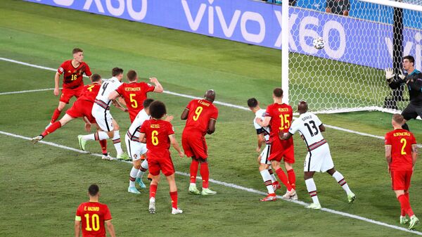 Portugal's Ruben Dias heads at goal - اسپوتنیک افغانستان  