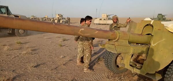ایستادگی نیروهای دفاعی افغانستان علیه طالبان در هرات. - اسپوتنیک افغانستان  