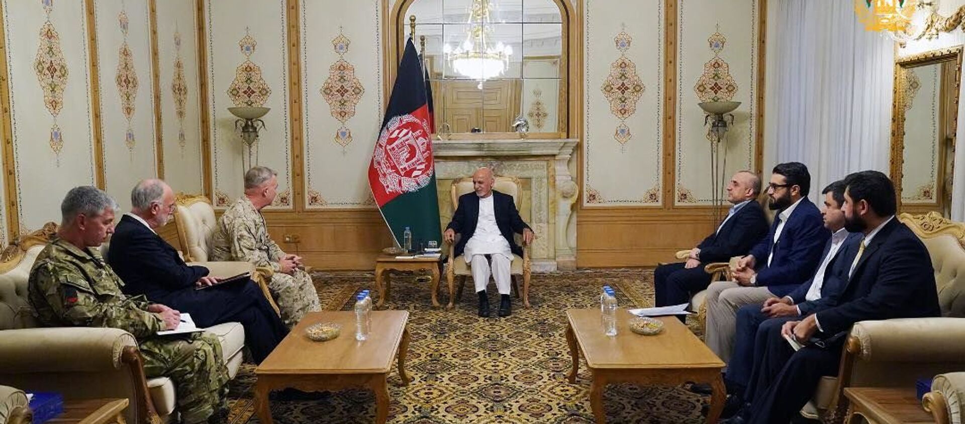 اشرف غنی با جنرال مک کینزی دیدار کرد - اسپوتنیک افغانستان  , 1920, 25.07.2021