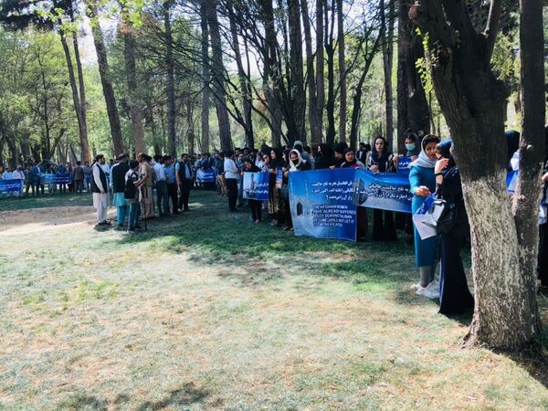 اعتراضات درپیوند به وخیم شدن وضعیت امنیتی در افغانستان. - اسپوتنیک افغانستان  