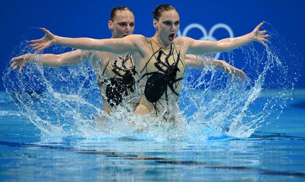 بهترین عکس های این هفته اسپوتنیک/ شناگران زن روسیه در بازی های المپیک توکیو - اسپوتنیک افغانستان  