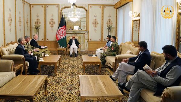دیدار غنی با قوماندان نیروهای ایالات متحدۀ امریکا در افغانستان - اسپوتنیک افغانستان  