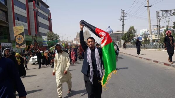 تجلیل از روز استقلال افغانستان تحت حاکمیت طالبان در بلخ  - اسپوتنیک افغانستان  