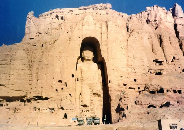 مجسمه های بودا در ولایت بامیان - اسپوتنیک افغانستان  