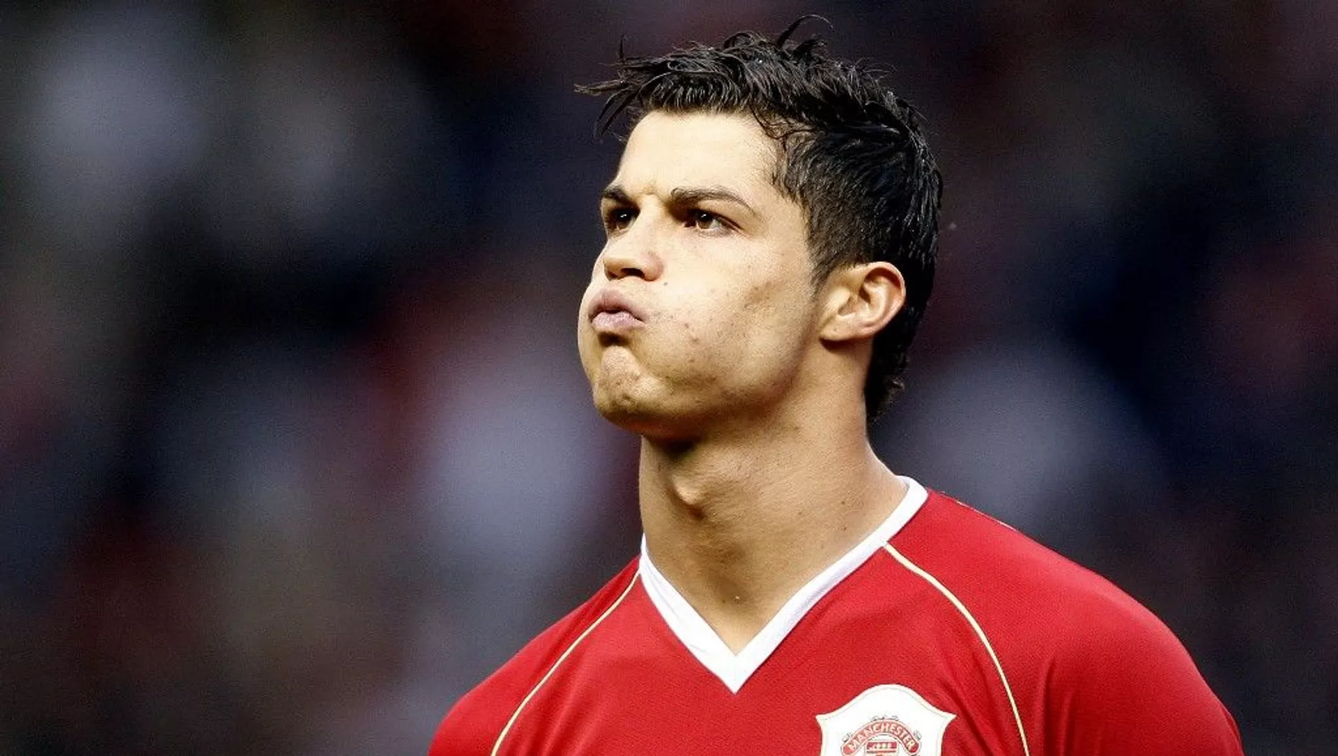 Cristiano Ronaldo no Manchester United, em jogo da semifinal da Liga dos Campeões contra o Milan em Old Trafford, Manchester, Reino Unido, em 24 Abril de 2007 Cristiano Ronaldo no Manchester United, em jogo da semifinal da Liga dos Campeões contra o Milan em Old Trafford, Manchester, Reino Unido, em 24 Abril de 2007 - اسپوتنیک افغانستان , 1920, 01.10.2021