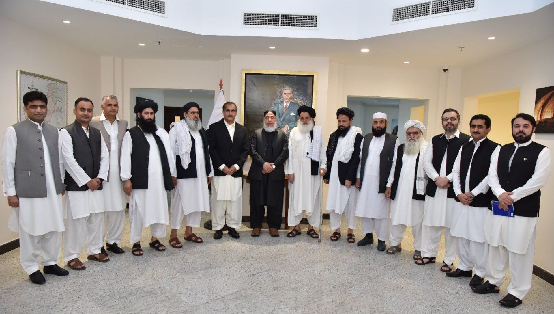 دیدار سفیر پاکستان  در قطربا مقامات ارشد طالبان در قطر - اسپوتنیک افغانستان  , 1920, 21.09.2021