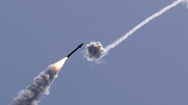 Израильская система противовоздушной обороны Железный купол перехватывает ракету, запущенную из сектора Газа - اسپوتنیک افغانستان  