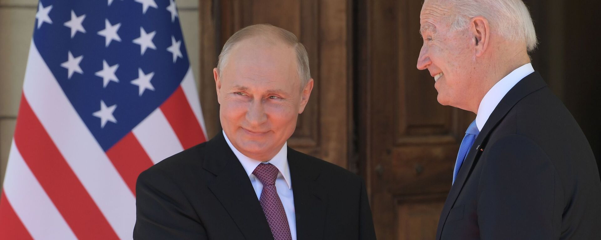 Президент РФ Владимир Путин и президент США Джо Байден во время встречи в Женеве - اسپوتنیک افغانستان  , 1920, 06.10.2022