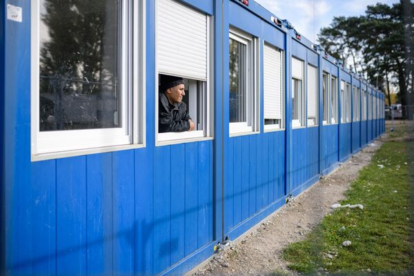 مرکز پذیرش پناهندگان در ایالت براندنبورگ آلمان - اسپوتنیک افغانستان  
