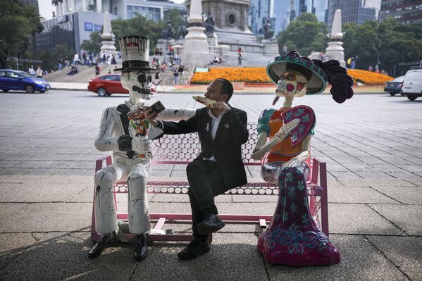 روز مردگان؛ عجیب‌ترین جشن در مکزیک. - اسپوتنیک افغانستان  