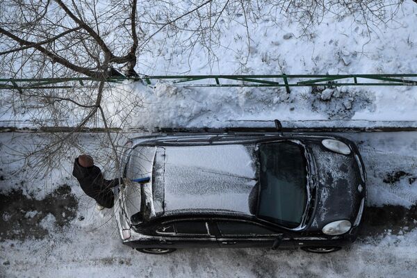 نخستین برف خزانی شهر نووسیبیرسک روسیه سفیدپوش کرد - اسپوتنیک افغانستان  