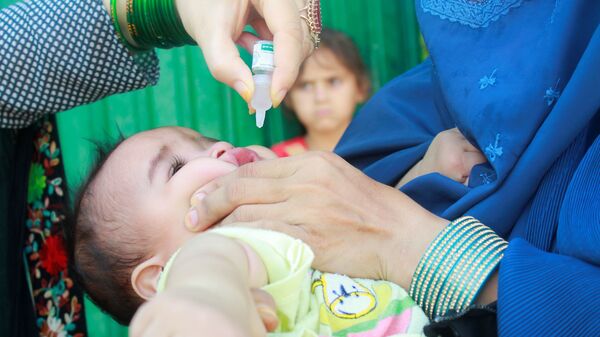روند تطبیق خانه‌به‌خانه واکسین پولیو در افغانستان فردا آغاز می‌شود - اسپوتنیک افغانستان  