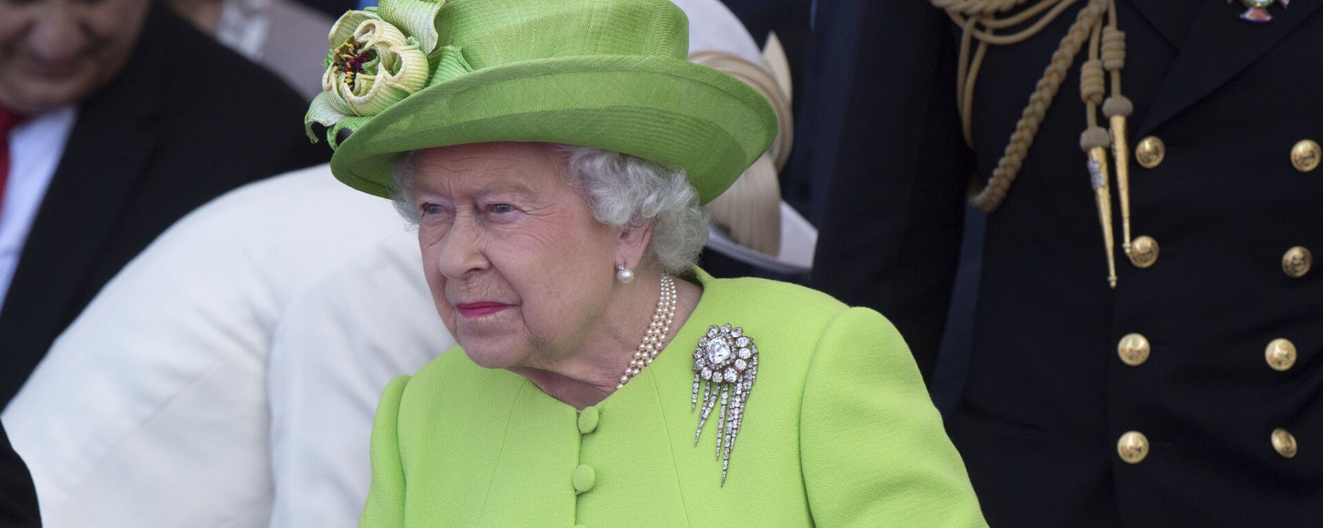 Королева Великобритании Елизавета II во время торжественной церемонии празднования 70-летия высадки союзников в Нормандии. - اسپوتنیک افغانستان  , 1920, 08.09.2022