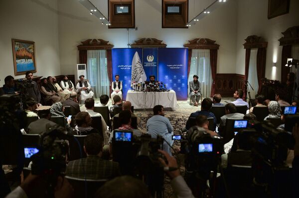 امیرخان متقی وزیر امور خارجه حکومت سرپرست طالبان در یک کنفرانس مطبوعاتی در کابل/ 14 سپتامبر 2021 . - اسپوتنیک افغانستان  
