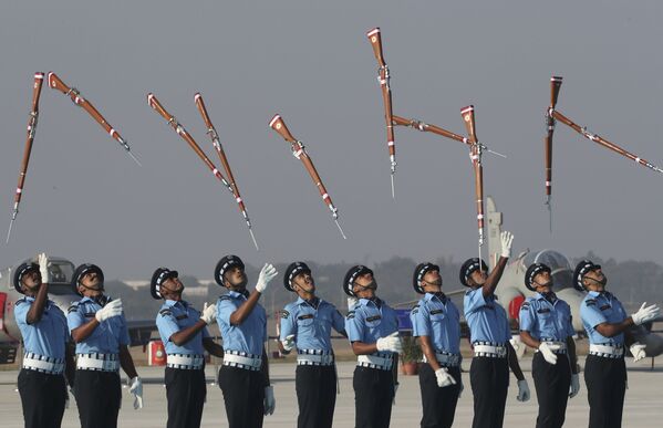 هنرنمایی نیروی هوایی هند در حیدرآباد. - اسپوتنیک افغانستان  