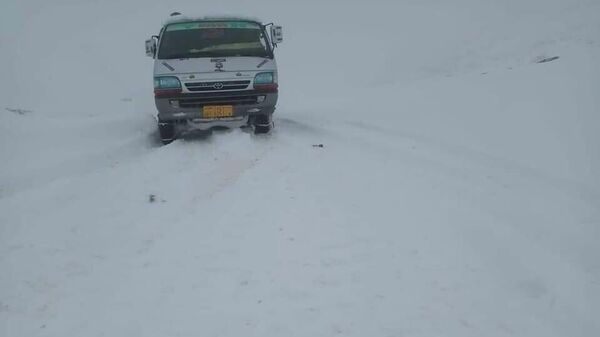 برف باری سنگین همه راه های بامیان را بست - اسپوتنیک افغانستان  