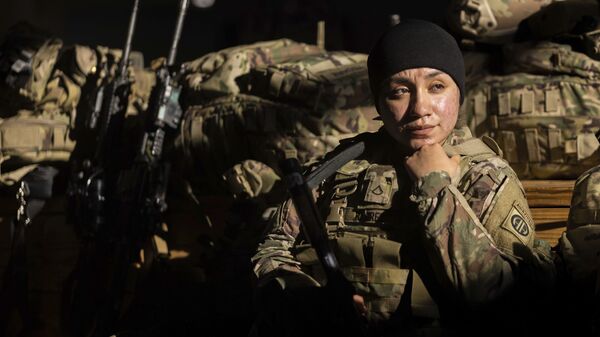 Американский солдат до переброски в Польшу в Северной Каролине  - اسپوتنیک افغانستان  