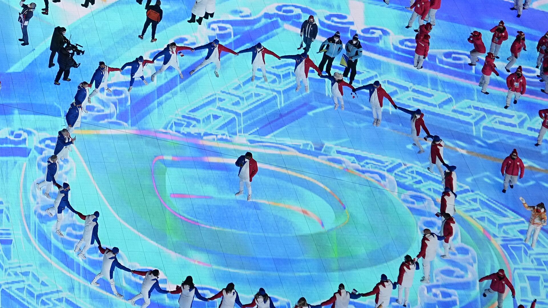 Спортсмены танцуют на церемонии закрытия XXIV зимних Олимпийских игр в Пекине - اسپوتنیک افغانستان  , 1920, 06.05.2022