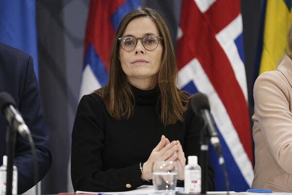   کاترین یاکوبسدوتیر، نخست وزیر ایسلند. - اسپوتنیک افغانستان  