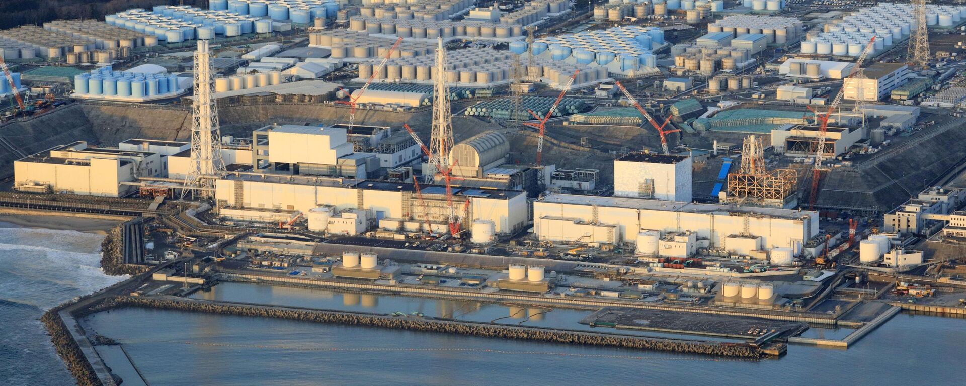 Вид на АЭС Фукусима после землетрясения в Японии  - اسپوتنیک افغانستان  , 1920, 16.03.2022