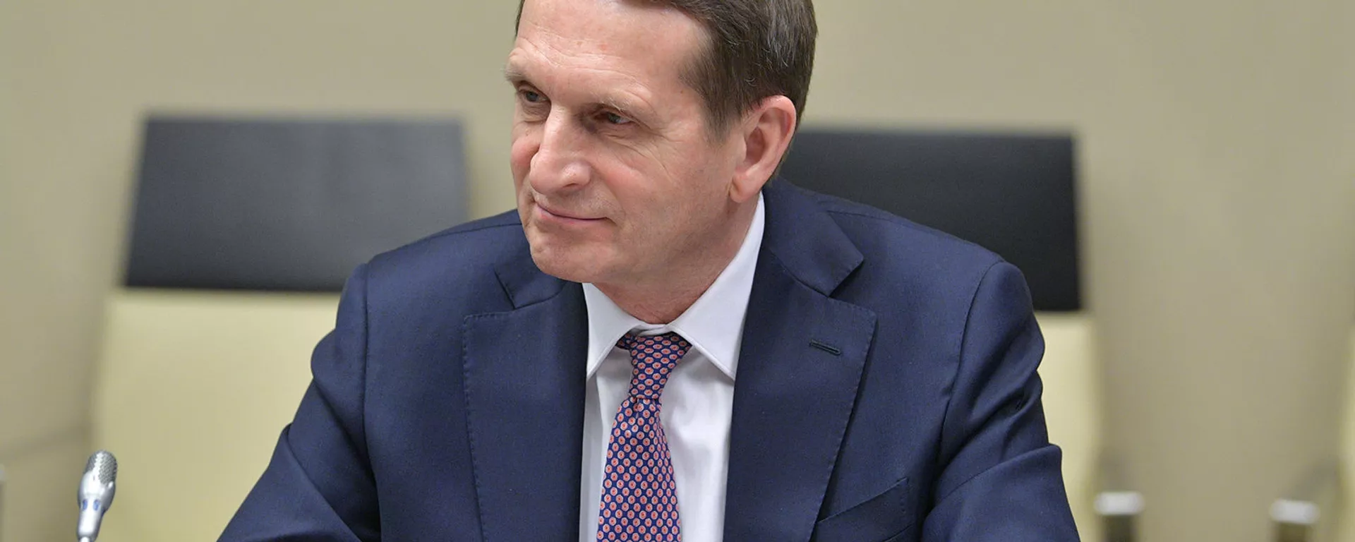 Директор Службы внешней разведки РФ Сергей Нарышкин перед началом совещания президента РФ Владимира Путина с постоянными членами Совета безопасности РФ (21 февраля 2020). Москвa - اسپوتنیک افغانستان  , 1920, 07.04.2022