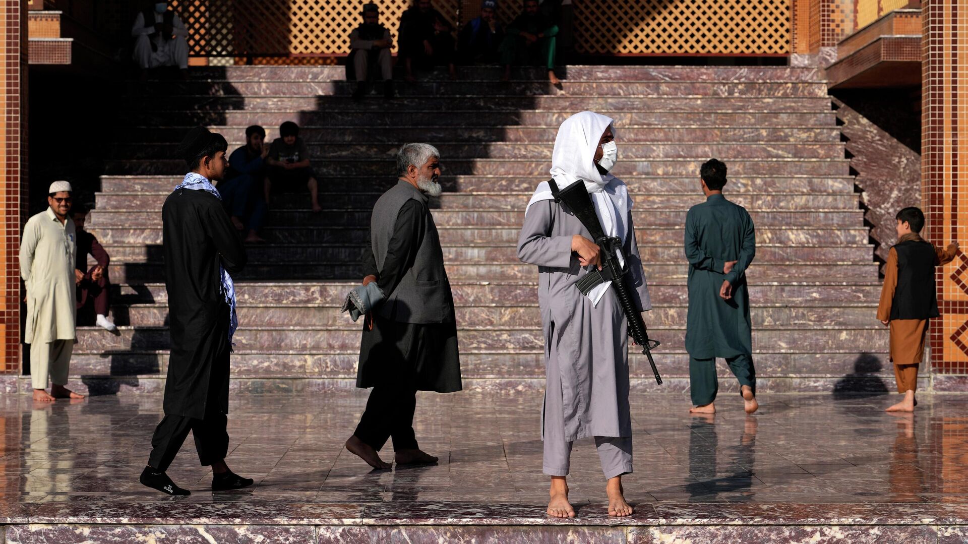 Верующие на богослужении в день праздника Ураза-байрам в Афганистане  - اسپوتنیک افغانستان  , 1920, 15.08.2022