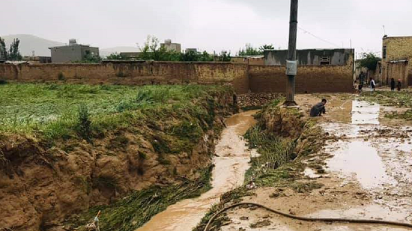 تخریب ۶۰۰ خانه‌ی مسکونی بر اثر سرازیرشدن سیلاب در فاریاب - اسپوتنیک افغانستان  
