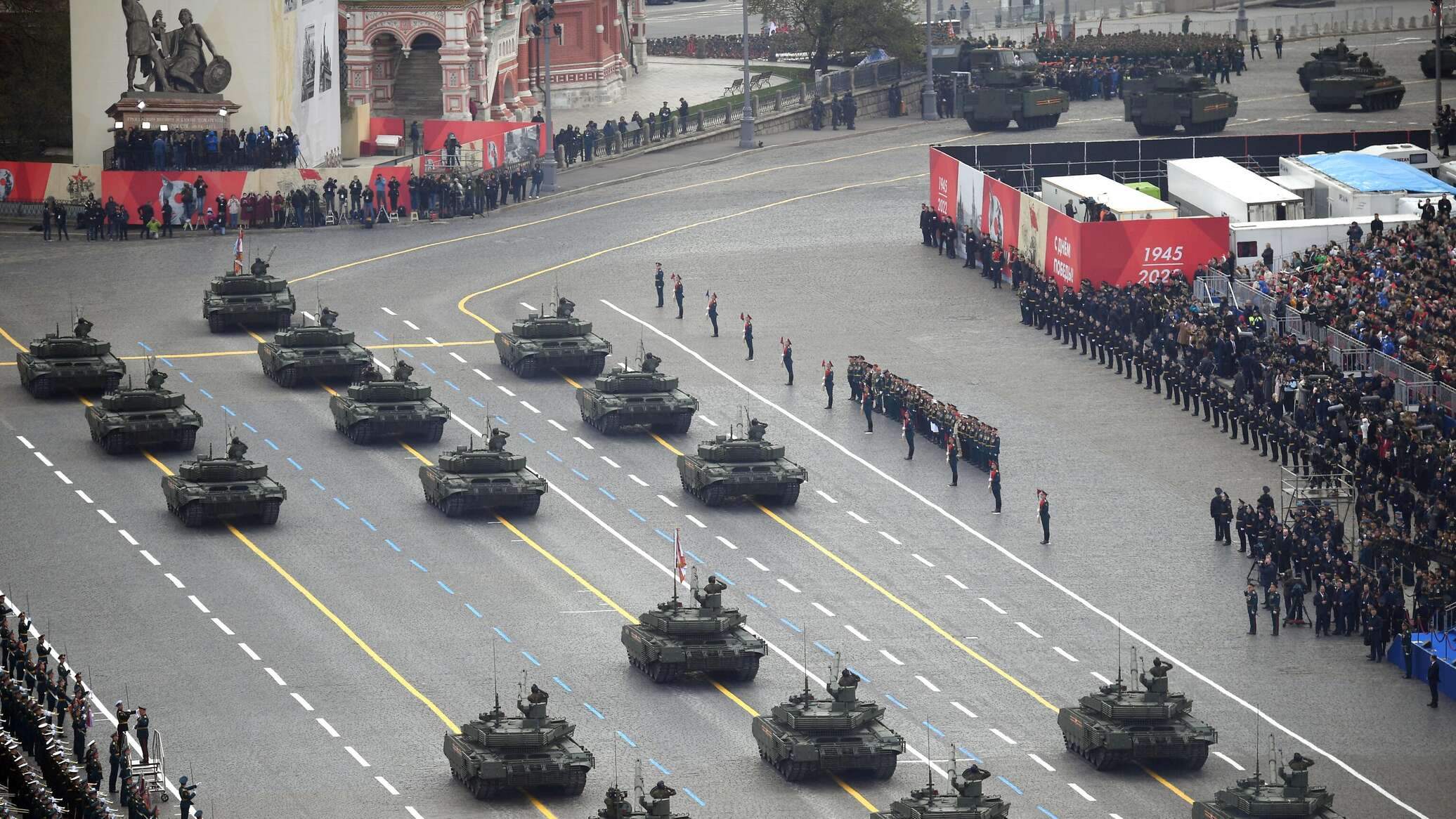 Парад победы на красной площади техника. Репетиция парада победы 2020 в москве техника. Парад москва техника. Мста с на красной площади. Парад победы техника.