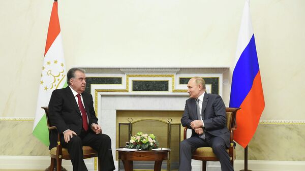 Владимир Путин и Эмомали Рахмон  - اسپوتنیک افغانستان  
