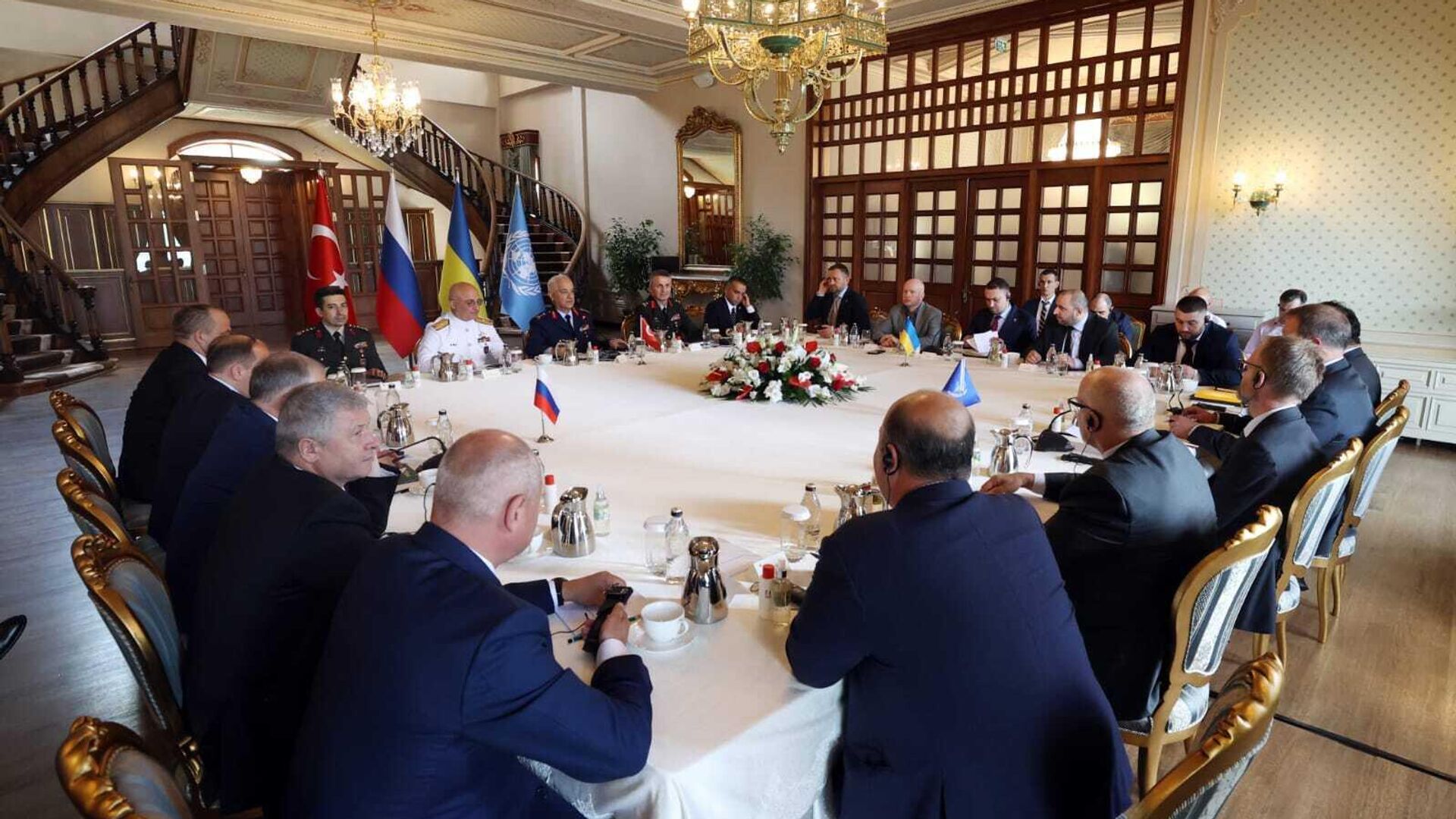 نشست هیئت روسی و اوکراینی در استانبول برای حل مسئله غلات - اسپوتنیک افغانستان  , 1920, 13.07.2022